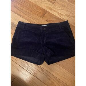 Motivi, women's black corduroy, casual cotton low rise, rolled hem shorts size 2